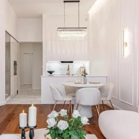 Sunny Life Apartment *